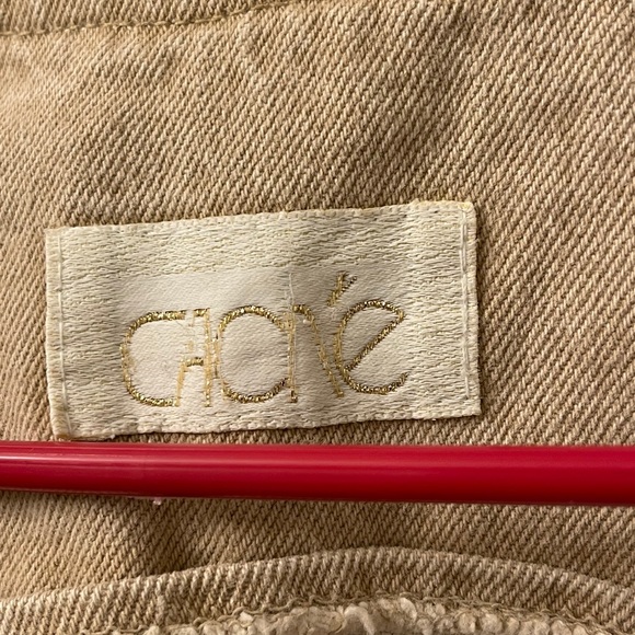 Tan jean vest with gold studs size small - Picture 4 of 7